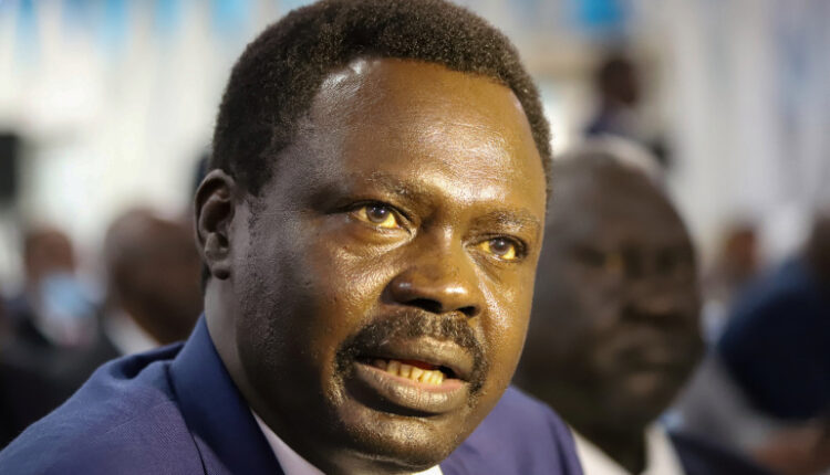 مناوي : وصلت بورتسودان وسأتواصل لمعرفة آخر التطورات في دارفور