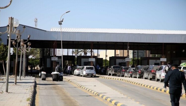 ارتفاع كبير في توافد العائلات الليبية على تونس