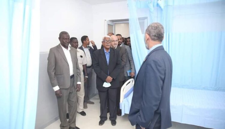 والي الخرطوم ووزير الصحة الاتحادي يدشنان مشروع اعادة تأهيل مراكز العزل بمستشفى امدرمان وتزويدها باحدث الأجهزة والمعدات