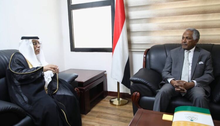 وكيل وزارة الخارجية السوداني يستقبل السفير السعودي بالخرطوم