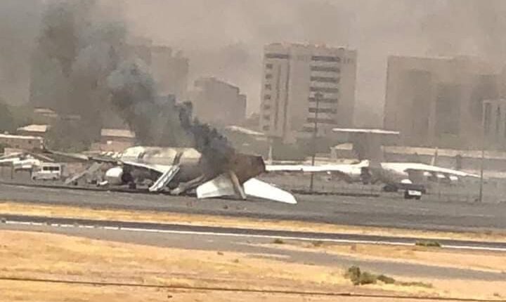 تعرض إحدي طائرات "صن أير" للإنفجار بمطار الخرطوم