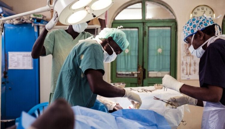 السودان.. 411 قتيلا و2023 مصابا منذ بداية الاشتباكات