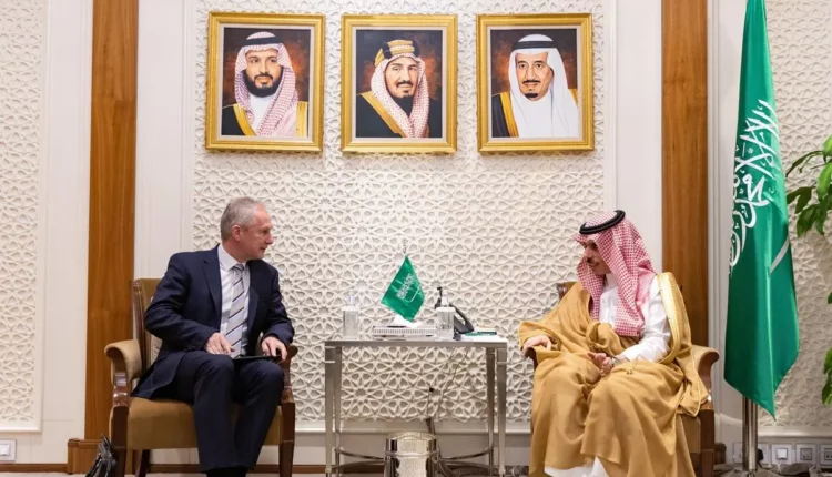 سمو وزير الخارجية يلتقي رئيس الجمعية العامة للأمم المتحدة