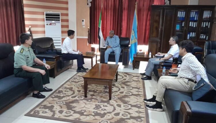 والي البحر الاحمر يلتقي القائم بأعمال السفارة الصينية في السودان