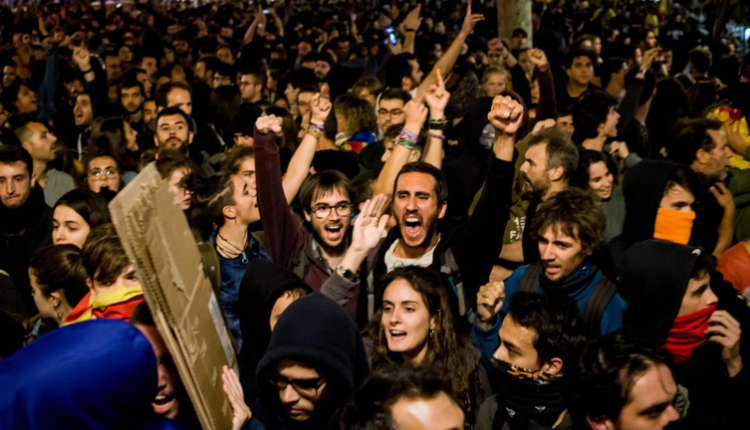 تزامنا مع يوم العمال العالمي.. إسبانيا تشهد أكثر من 70 مظاهرة للمطالبة برفع الأجور