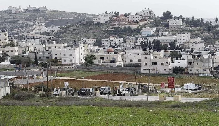 مستوطنون يقيمون بؤرة استيطانية جديدة في القدس