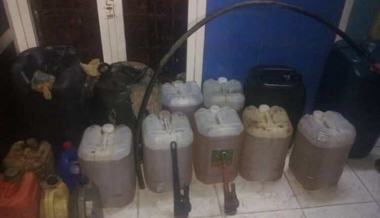 شرطة تندلتي تلقى القبض على عدد من مهربي السلع الاستراتيجية