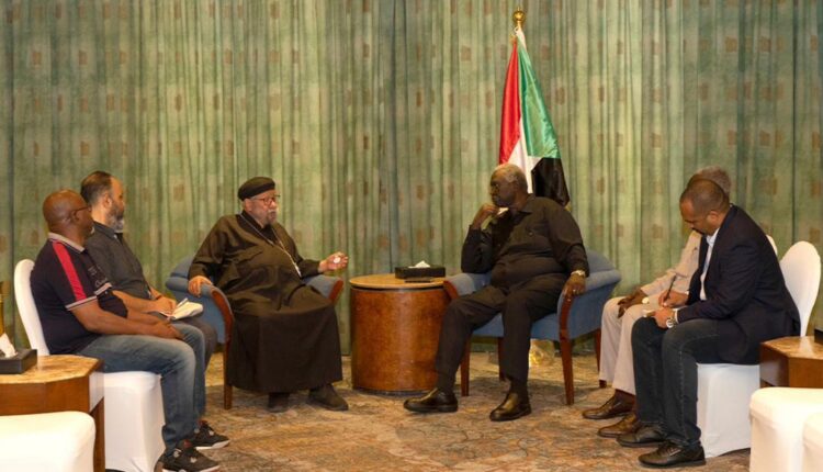 لقاءات ومشاورات مهمة لعقار بالقيادة المصرية والجامعةالعربية والرموز المجتمعية