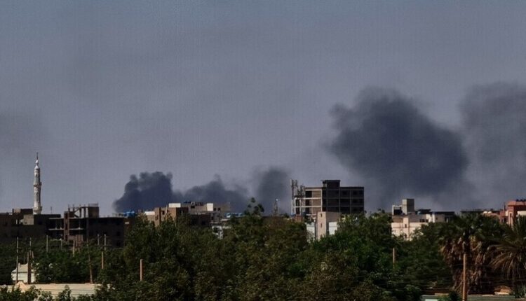 كينيا تغلق سفارتها في الخرطوم وسط تهديدات أغلقت كينيا سفارتها في العاصمة السودانية الخرطوم، في أعقاب تقارير عن استهداف مجموعات