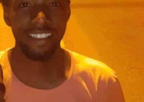 قتلوا اثنين من شبابها عمر واحمد مطرالمتمردين يستبيحون شمبات