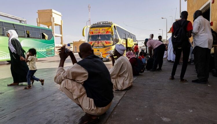 روايات محزنة.. بالارقام اللاجئون السودانيون يعانون من أزمة سكن في القاهرة
