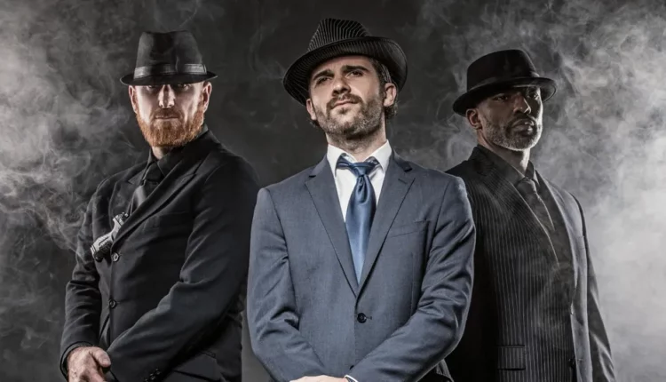 اكتشف أسرار أخطر أحياء نيويورك: مافيا القمار والجريمة المنظمة.