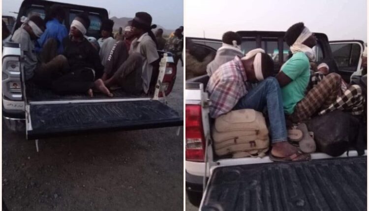 سنكات : القبض على عربتي (بوكس دبل كاب) على متنها (9) أفراد من الدعم السريع