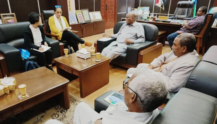 والي الجزيرة: النازحون بالولاية 3 – 4 ملايين نسمة