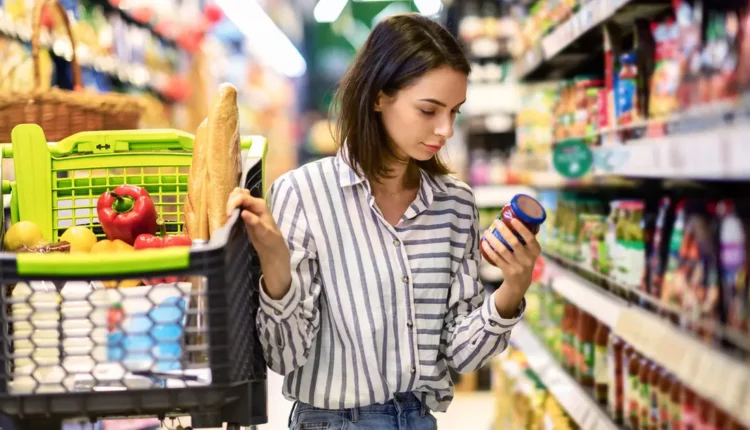 تعرف على ال مواد غذائية يمكنك تناولها بعد انتهاء مدة صلاحيتها