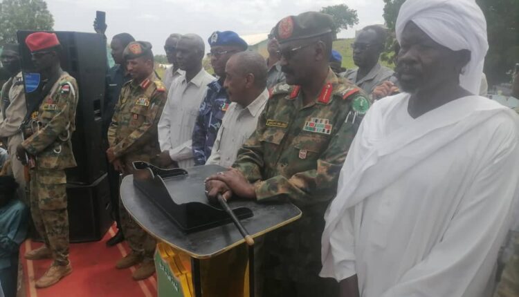 والى القضارف واللجنه الامنيه يتفقدون قدامى المحاربين