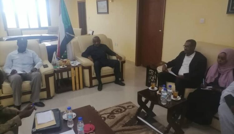 والى القضارف يقف اوضاع مستشفي الفاو