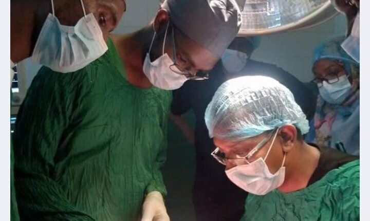 نجاح أول عملية استئصال ورم من المخ بمستشفى كوستي التعليمي