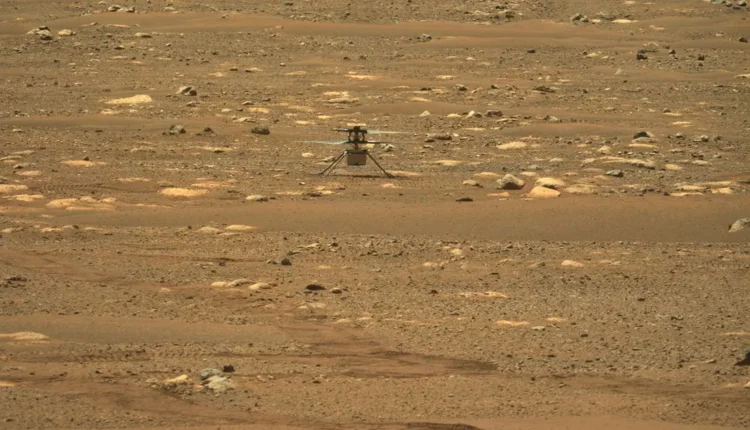 بعد صمت طويل.. ناسا تستعيد الاتصال بمروحيتها على المريخ