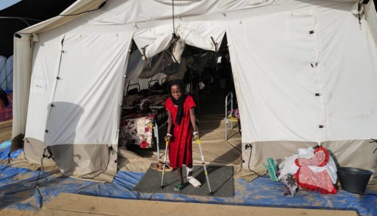 بسبب التأشيرات… «أطباء بلا حدود» قد توقف عملها بآخر المستشفيات العاملة بالسودان