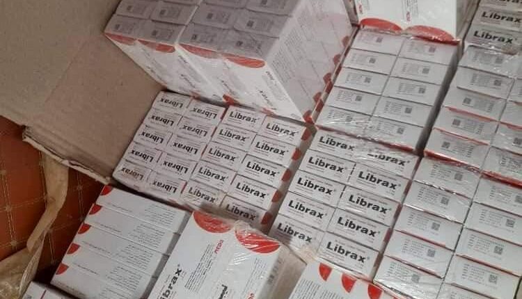 مكافحة المخدرات بنهر النيل تضبط أدوية مهربة بتفتيش كوبري خليوة