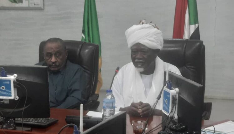 كورتيكلا وزير ديوان الحكم الاتحادى يختتم زيارته للقضارف