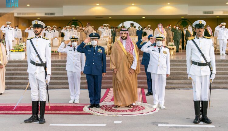 كلية الملك فهد البحرية