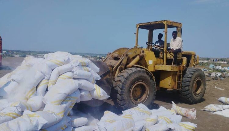 إبادة 115 طن من السلع الغذائية الفاسدة ومخلفات صناعية بالجزيرة