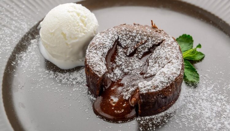 طريقة عمل المولتن كيك بالكاكاو