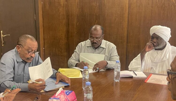 اللجنه العليا لمتابعة وانجاح الموسم الزراعي برئاسة والى القضارف