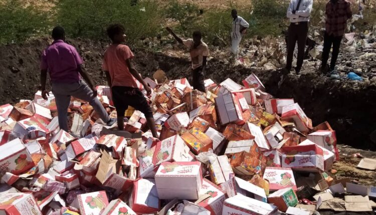 المواصفات والمقاييس بالنيل الأبيض تبيد اكثر من خمسه طن عباره عن مواد غذائية فاسدة ومنتهية