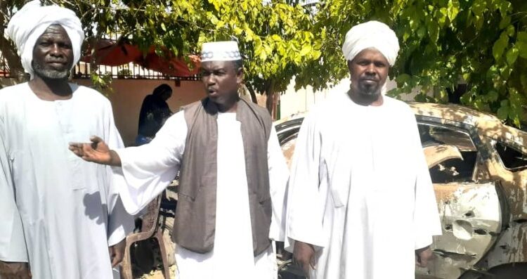 رئيس المجلس الاعلى لثقافة والاعلام بشمال دارفور …. يتفقد اذاعة الفاشر بعد تعرضها لقصف المليشيا (بالطيران المسير) وخسائر جسيمة بمباني الهيئة وعربات التغطية .