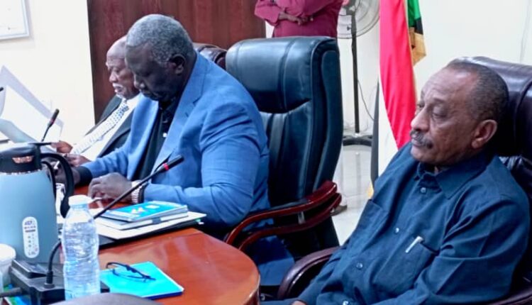 والي القضارف رئيس اللجنه العليا لانجا ح الموسم الصيفى :هذا العام اخر عام لكلمة اعسار علي مستوي السودان واخر عام لتمويل الامربوط… بالتقانة