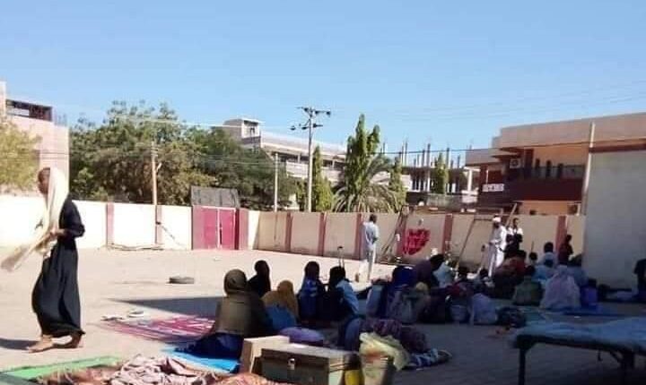 انعدام تام للغذاء واغلاق الاسواق والمحال التجاريه جراء عمليا النهب لقوات الدعم السريع