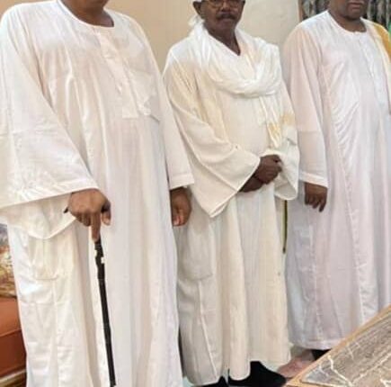 يلتقى اليوم بوزير الحكم الاتحادي وفد المقاومة الشعبية للنيل الأبيض يجتمع بجبريل