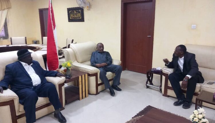 والى القضارف يلتقى وفد برنامج الغذاء العالمى