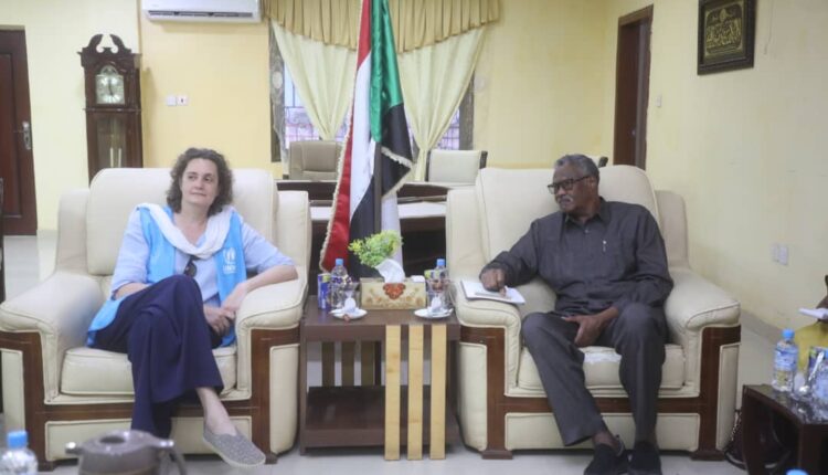 والى القضارف المفوضية السامية لشؤون اللاجئين لزيادة التدخلات على وجه السرعة لمقابلة استضافة الولاية لاعداد كبيرة من اللاجئين والنازحين المتأثرين بالحرب